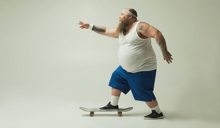 HOW MUCH WEIGHT CAN A SKATEBOARD HOLD?